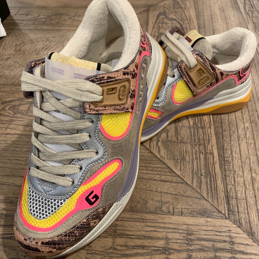 SOLD 💸 Gucci tejus ultrapace suede sneaker
